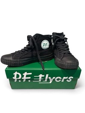 P.F. Flyers 1993 CENTER HIGH-TOP BLACK
CANVAS Men’s 4.5 Women’s 6